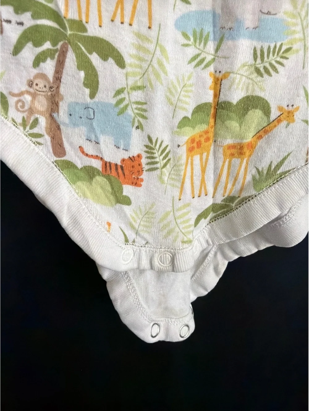 Gymboree Baby Long Sleeve Onesie with Jungle Animal Print 6-12 Months